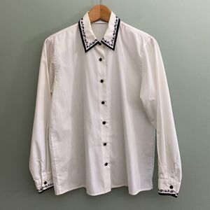 Yves St Claire Embroidered Button Up Shirt Top Blouse Womens 10 White Grandma